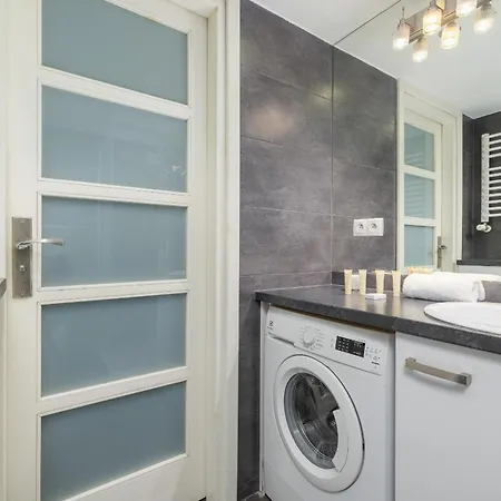 Przytulny Apartament W Centrum Krakowa By Renters 아파트 크라쿠프